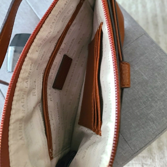 Lauren Ralph Lauren Leather Crossbody bag - Picture 2 of 2
